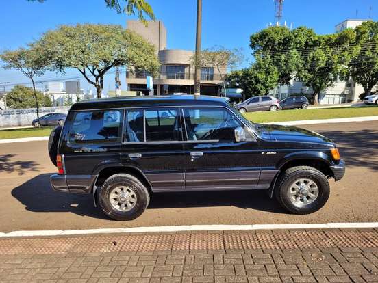 MITSUBISHI-PAJERO-3.0 GLS 4X4 V6 24V GASOLINA 2P MANUAL MITSUBISHI-PAJERO-1993