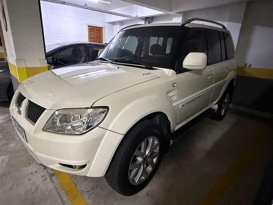 MITSUBISHI-PAJERO TR4-2010