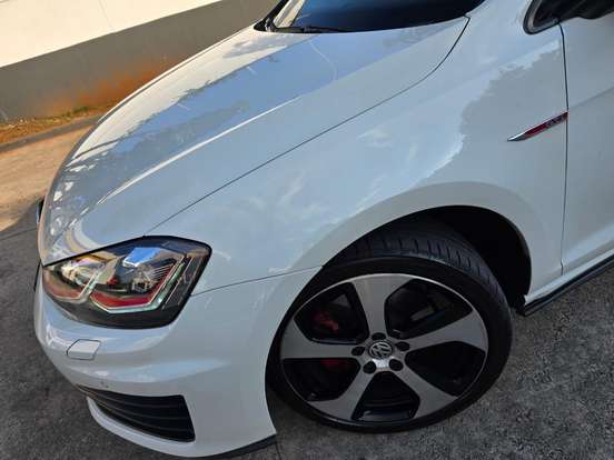 VOLKSWAGEN-GOLF-2.0 TSI GTI 16V TURBO GASOLINA 4P AUTOMÁTICO VOLKSWAGEN-GOLF-2017
