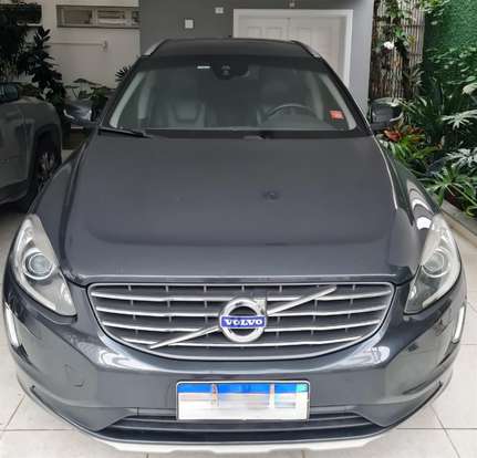 VOLVO-XC60-2016