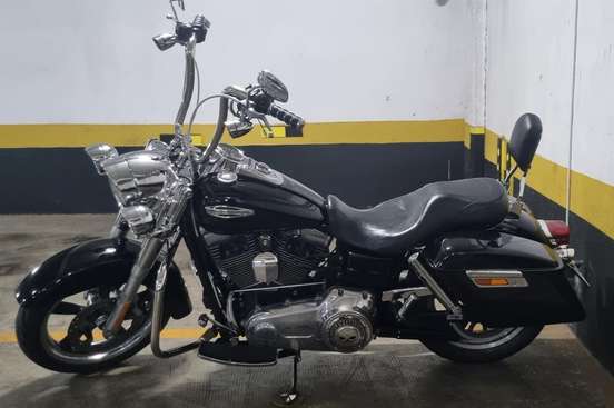 HARLEY-DAVIDSON-DYNA SWITCHBACK-2011