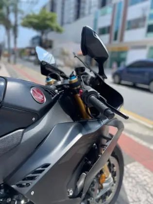 HONDA CBR 1000RR-R FIREBLADE SP 