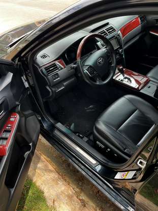 TOYOTA-CAMRY-2011