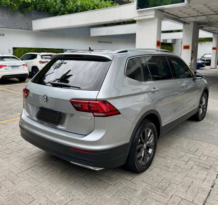 /en/city-joinville/cate-car-used-car/volkswagen-tiguan-2019-1-4-250-tsi-total-flex-allspace-comfortline-tiptronic-48401315190147072/-3