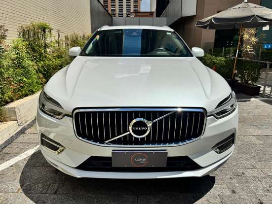 VOLVO-XC60-2018