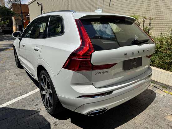 VOLVO-XC60-2.0 T5 GASOLINA INSCRIPTION AWD GEARTRONIC VOLVO-XC60-2018