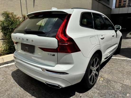 VOLVO-XC60-2.0 T5 GASOLINA INSCRIPTION AWD GEARTRONIC VOLVO-XC60-2018