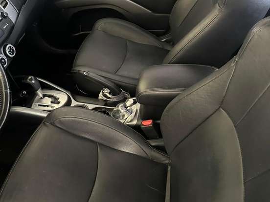 MITSUBISHI-OUTLANDER-2.0 16V GASOLINA 4P AUTOMÁTICO MITSUBISHI-OUTLANDER-2011