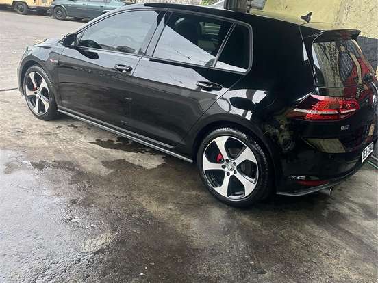 VOLKSWAGEN-GOLF-2.0 TSI GTI 16V TURBO GASOLINA 4P AUTOMÁTICO VOLKSWAGEN-GOLF-2015