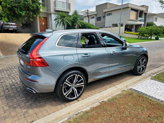 VOLVO XC60 2.0 T8 HYBRID R-DESIGN AWD GEARTRONIC