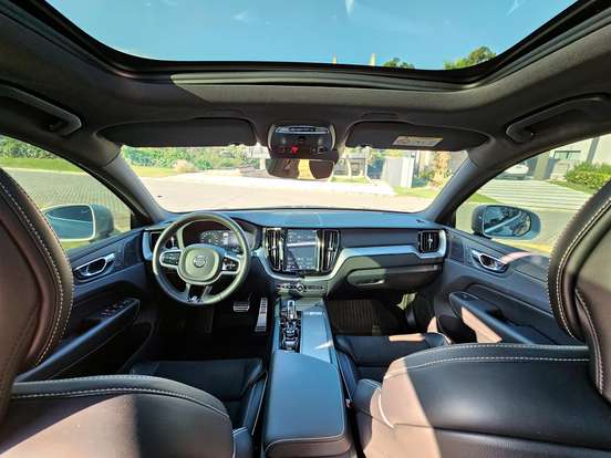 VOLVO-XC60-2.0 T8 HYBRID R-DESIGN AWD GEARTRONIC VOLVO-XC60-2018
