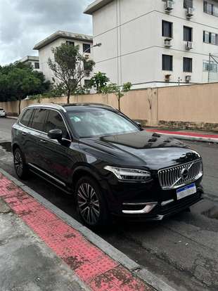 VOLVO-XC90-2020