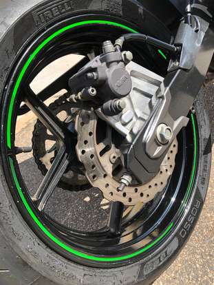 KAWASAKI-Z800-2014