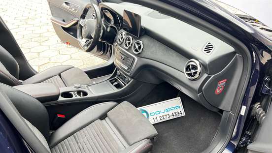 MERCEDES-BENZ-GLA 250-2019