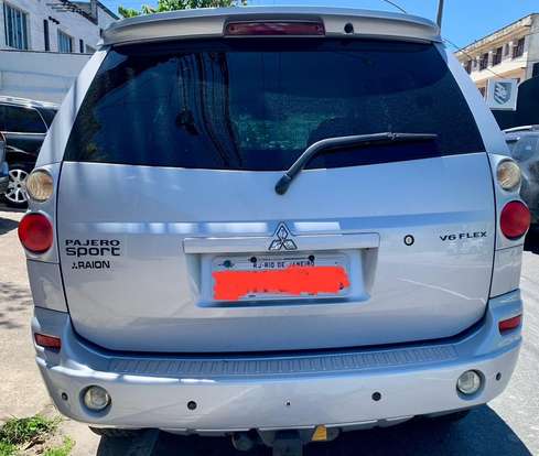 MITSUBISHI-PAJERO SPORT-2010