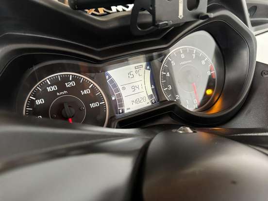YAMAHA-XMAX ABS-2022