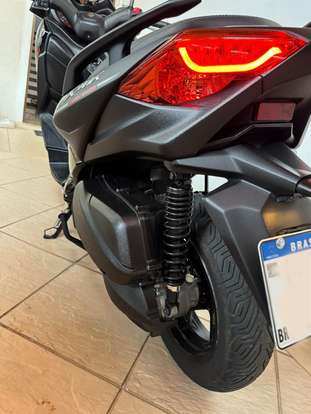 YAMAHA-XMAX ABS-2022