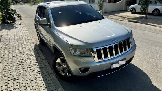 JEEP GRAND CHEROKEE 3.6 LIMITED 4X4 V6 24V GASOLINA 4P AUTOMATICO