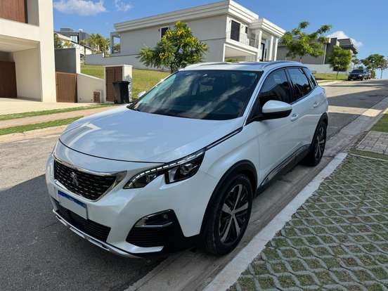 PEUGEOT-3008-2018