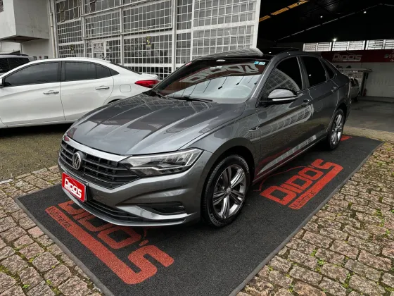 VOLKSWAGEN JETTA 1.4 250 TSI TOTAL FLEX R-LINE TIPTRONIC