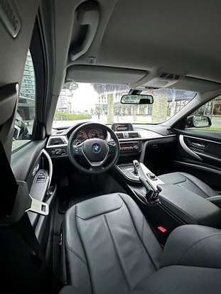 BMW-320i-2014