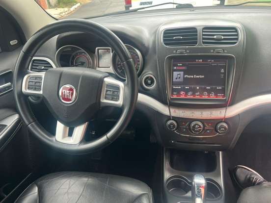 FIAT-FREEMONT-2015