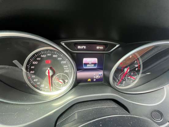 MERCEDES-BENZ-GLA 200-1.6 CGI FLEX ADVANCE 7G-DCT MERCEDES-BENZ-GLA 200-2017
