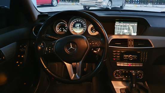 MERCEDES-BENZ-C 200-2012