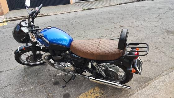 TRIUMPH BONNEVILLE T 100 865 
