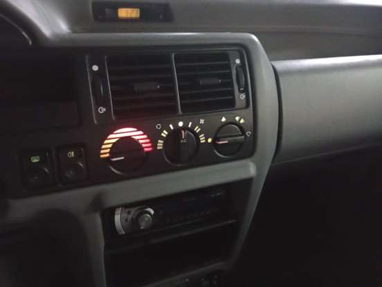 FORD-ESCORT-1.8 I GLX 8V GASOLINA 2P MANUAL FORD-ESCORT-1996