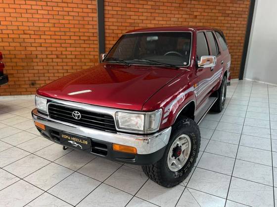 TOYOTA HILUX 2.8 4X4 CD 8V DIESEL 4P MANUAL