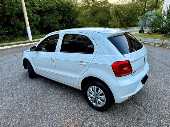 VOLKSWAGEN-GOL-1.0 12V MPI TOTALFLEX TRENDLINE 4P MANUAL VOLKSWAGEN-GOL-2017