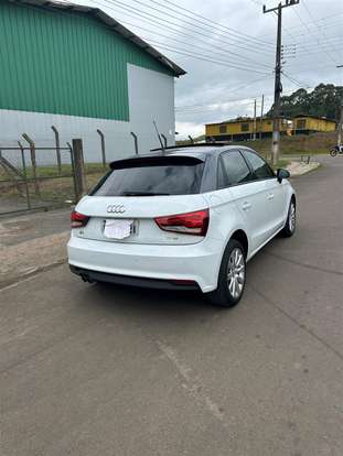 AUDI-A1-2017