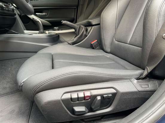 BMW-320i-2.0 16V TURBO ACTIVE FLEX 4P AUTOMÁTICO BMW-320i-2015