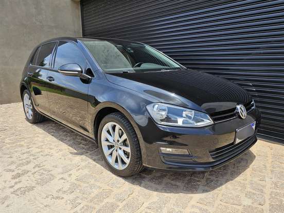 VOLKSWAGEN-GOLF-1.6 MSI COMFORTLINE 16V TOTAL FLEX 4P TIPTRONIC VOLKSWAGEN-GOLF-2015
