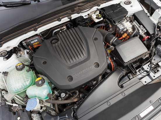 VOLVO-XC40-1.5 T5 RECHARGE MOMENTUM GEARTRONIC VOLVO-XC40-2020
