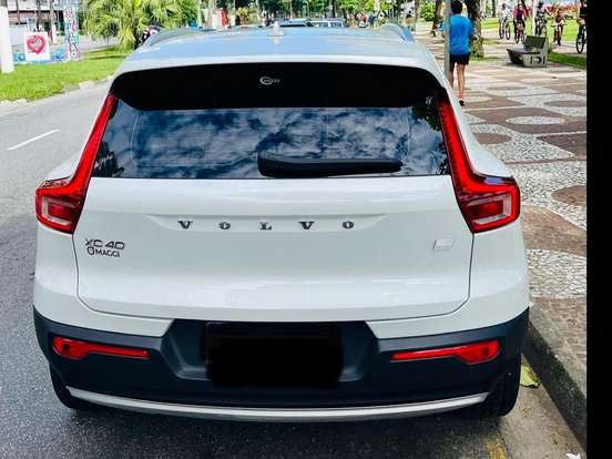 VOLVO-XC40-1.5 T5 RECHARGE MOMENTUM GEARTRONIC VOLVO-XC40-2020