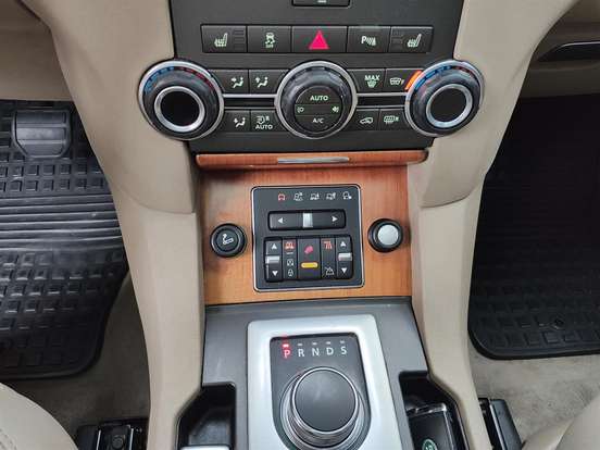 LAND ROVER-DISCOVERY 4-3.0 HSE 4X4 V6 24V BI-TURBO DIESEL 4P AUTOMÁTICO LAND ROVER-DISCOVERY 4-2013
