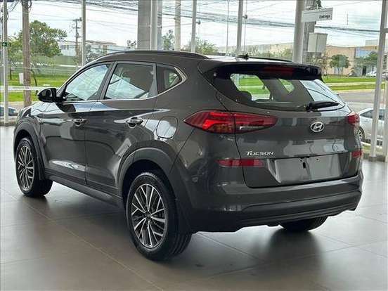 HYUNDAI-TUCSON-2024