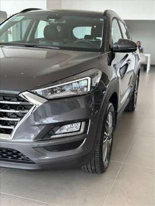 HYUNDAI-TUCSON-2024