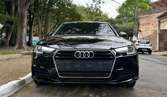 AUDI-A4-2017
