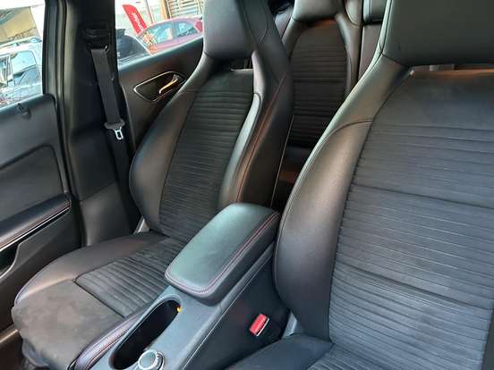 MERCEDES-BENZ-GLA 250-2017