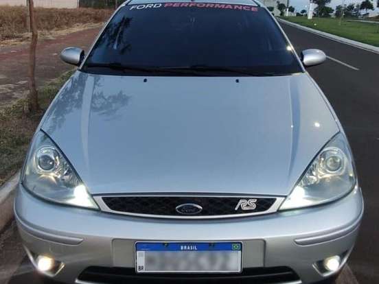 FORD-FOCUS-2.0 GHIA 16V GASOLINA 4P MANUAL FORD-FOCUS-2005