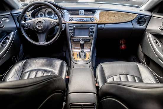 MERCEDES-BENZ-CLS 350-3.5 AVANTGARDE V6 GASOLINA 4P AUTOMÁTICO MERCEDES-BENZ-CLS 350-2009