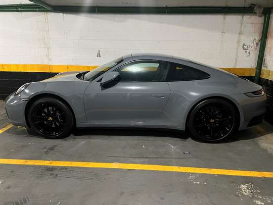 PORSCHE-911-2024