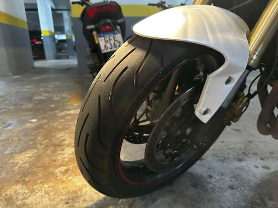 TRIUMPH-STREET TRIPLE 675 ABS TRIUMPH-STREET TRIPLE 675 ABS-2015