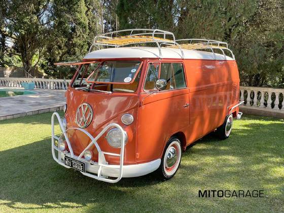 Volkswagen Kombi 1.5 Luxo 8V Gasolina 3P Manual