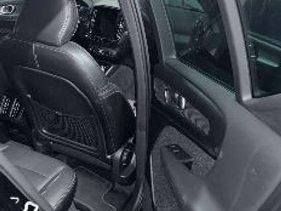 VOLVO-XC40-2.0 T5 GASOLINA MOMENTUM AWD GEARTRONIC VOLVO-XC40-2018