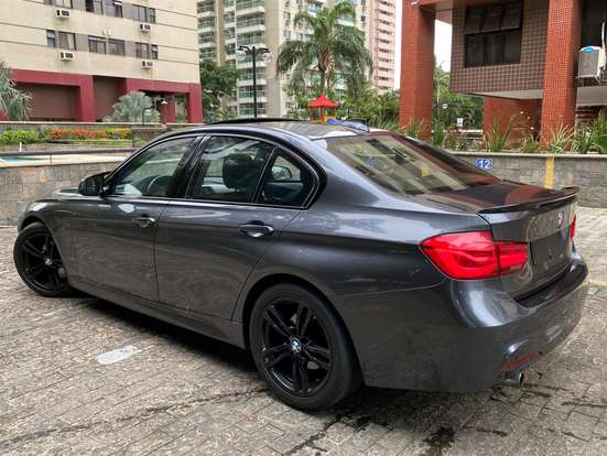 BMW-320i-2016