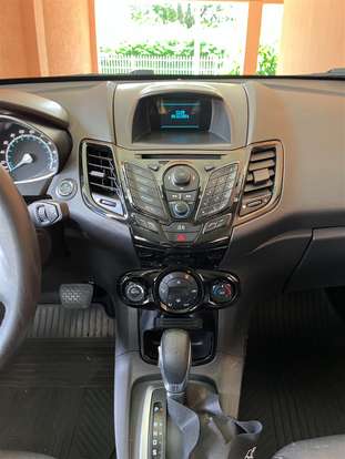 FORD-FIESTA-2016